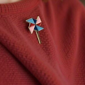 ‧₊˚✮ ༉‧ NEW!! Colorful Pinwheel Pin • Gift • Her